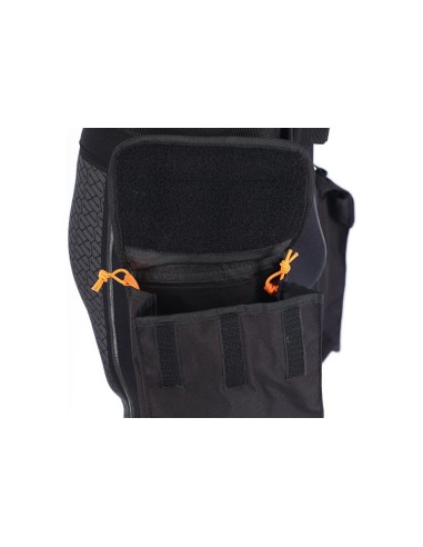 Apeks Tech Shorts