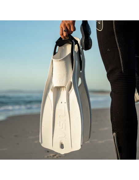 TUSA Travel Right Fin