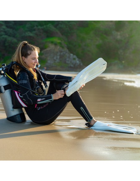 TUSA Travel Right Fin