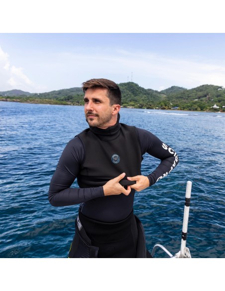 ScubaPro UPF-50 Long Sleeve Men Black Rash Guard | DiveDepo