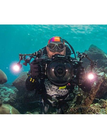 OrcaTorch D900V Video Dive Light 2200 lm