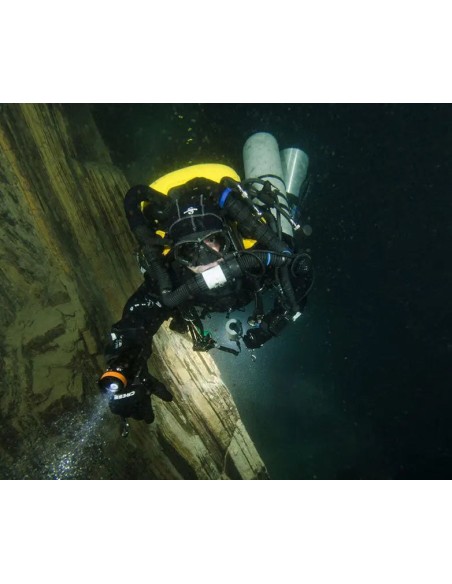 OrcaTorch D900V Video Dive Light 2200 lm