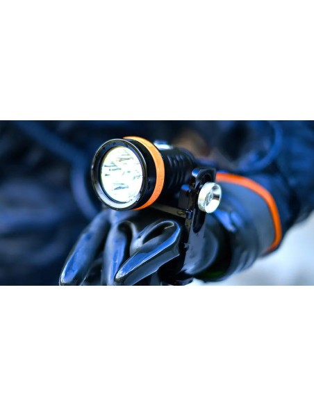 OrcaTorch D630 Canister Dive Light with Goodman Handle